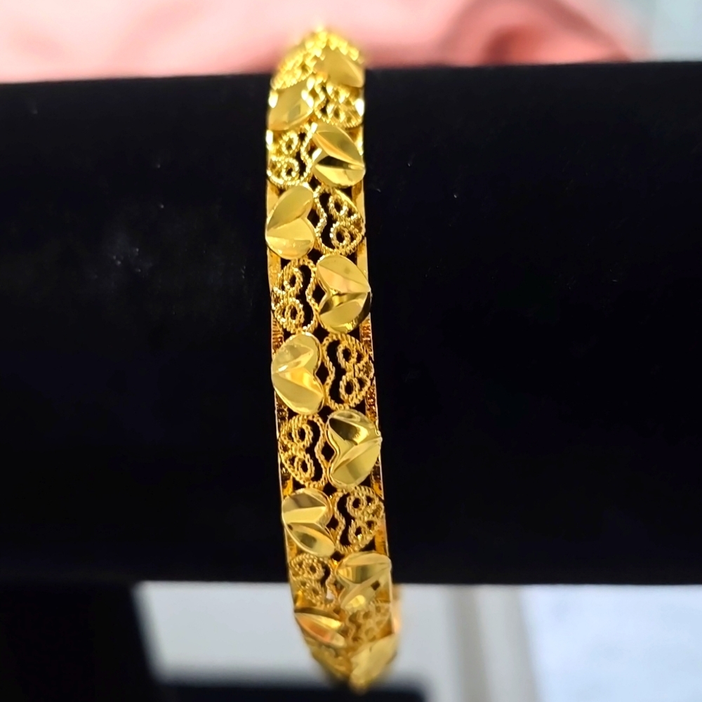 Stainless steel gold plated bangle